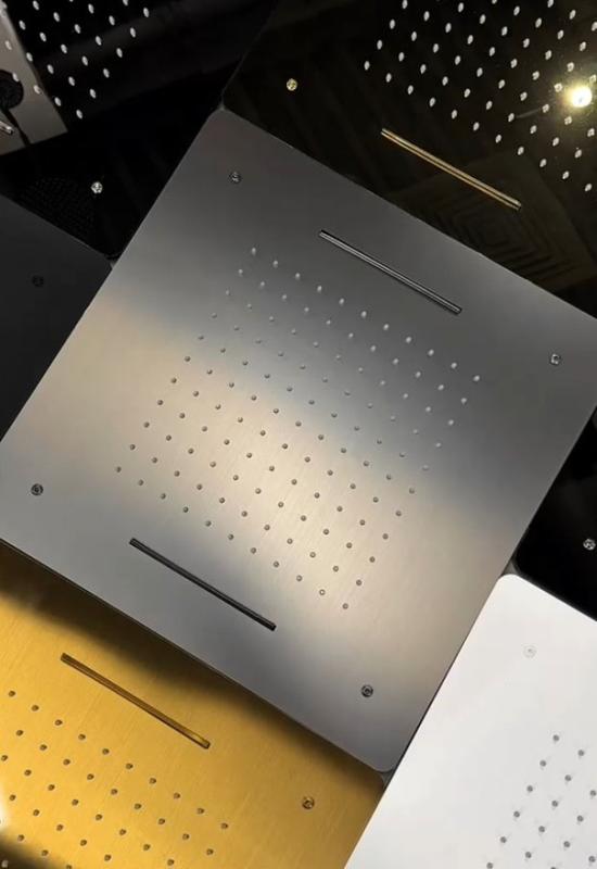 Новый потолочный душ boheme