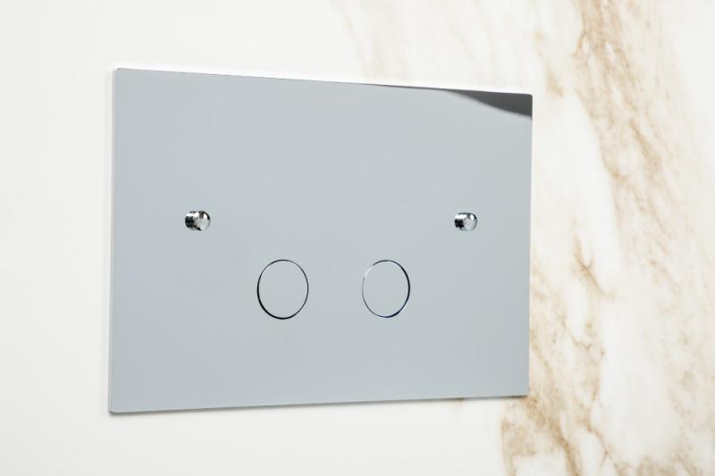 А теперь новая ультратонкая кнопка из латуни