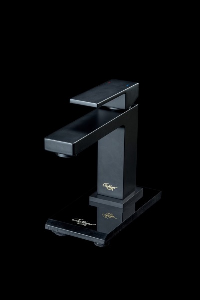 Смеситель для раковины Boheme Qubic 471-B