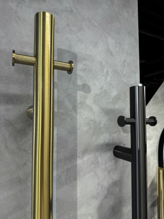 Полотенцесушитель электрический Boheme Uno 726-MG