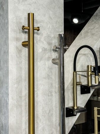 Полотенцесушитель электрический Boheme Uno 726-BR