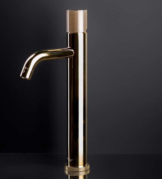 Смеситель для раковины Boheme Stick 121-GG.2