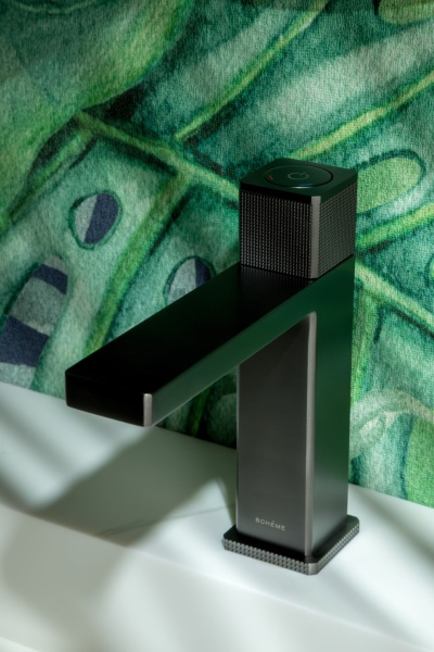 Смеситель для раковины автоматический Boheme Quad 159-GM