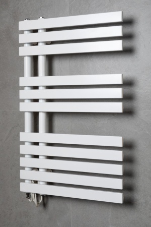 Полотенцесушитель электрический Boheme Venturo 723-MW