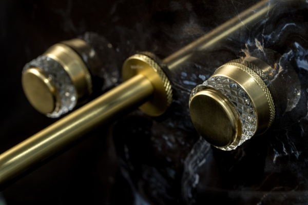 Смеситель для раковины Boheme Aura 152-2-MG-A