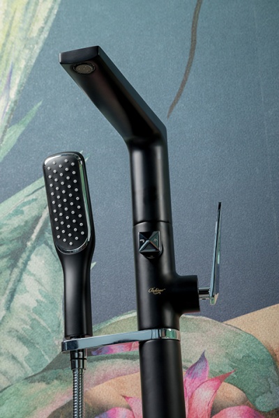 Смеситель на борт ванны Boheme Venturo 370-B