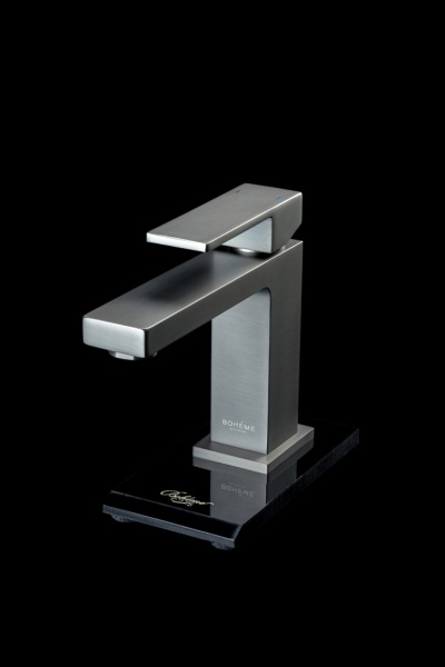 Смеситель для раковины Boheme Qubic 471-GM