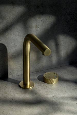 Смеситель для раковины автоматический Boheme Tech 158-MG