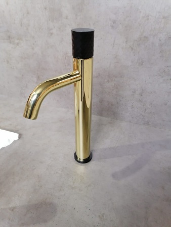 Смеситель для раковины Boheme Stick 122-GB