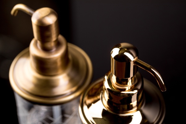 Настольный диспенсер ROYALE CRISTAL BLACK ХРОМ 10929-ROYALE-CR-B