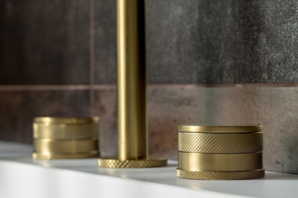 Смеситель для раковины Boheme Prestige 152-MG-PR