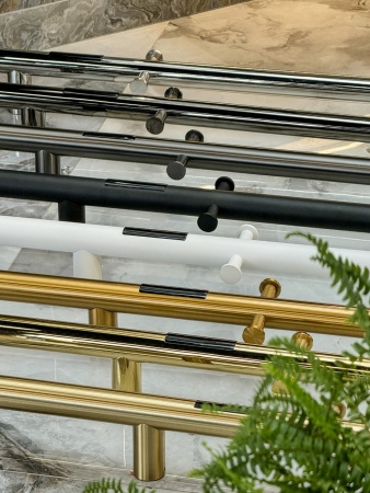 Полотенцесушитель электрический Boheme Uno 726-BR