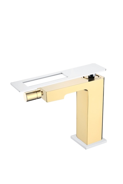 Смеситель для биде Boheme Q 146-GCR