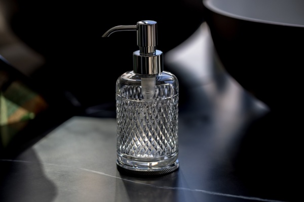 Дозатор жидкого мыла Boheme Aura 10250-CR