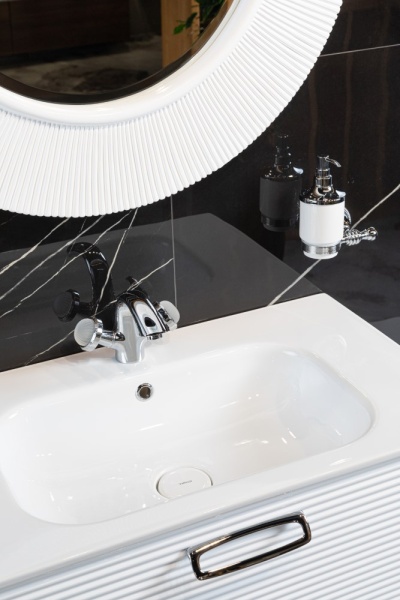 Раковина 80 см ArmadiArt Vallessi 838-080-WG продается только в комплекте с тумбой